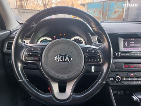 Kia Niro 2018 черный - фото 11