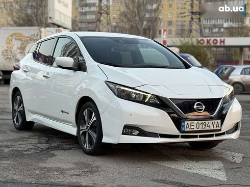 Nissan Leaf 2019 - фото 4