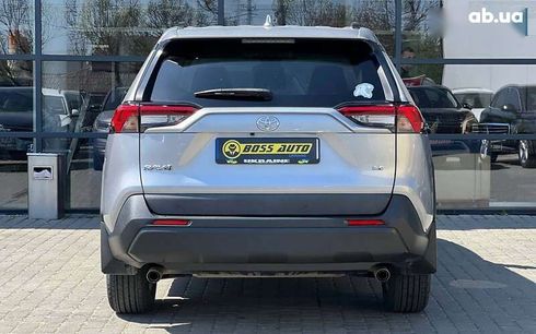 Toyota RAV4 2020 - фото 5