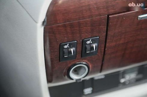 Toyota Sienna 2010 - фото 22