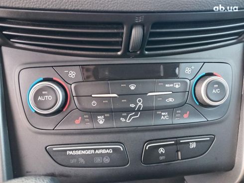 Ford Escape 2019 серый - фото 25