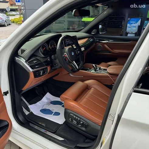 BMW X5 M 2017 - фото 25