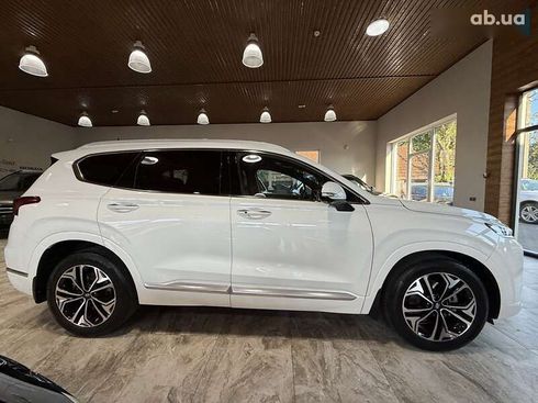 Hyundai Santa Fe 2020 - фото 12