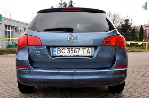 Opel Astra 2013 - фото 10