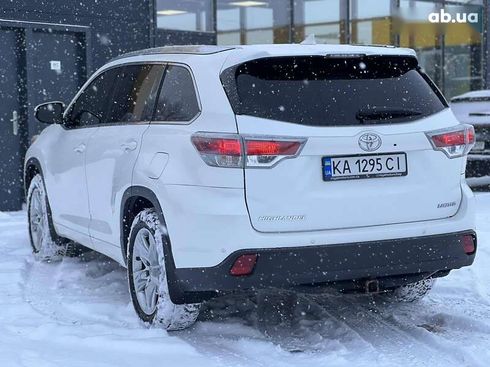 Toyota Highlander 2015 - фото 10