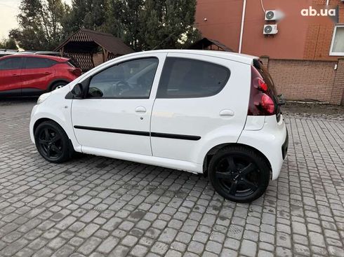 Peugeot 107 2013 - фото 22