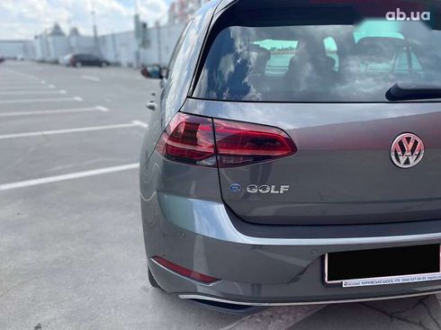 Volkswagen e-Golf 2019 - фото 12