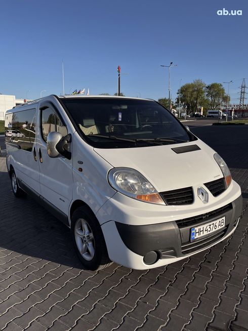 Renault Trafic 2007 белый - фото 2