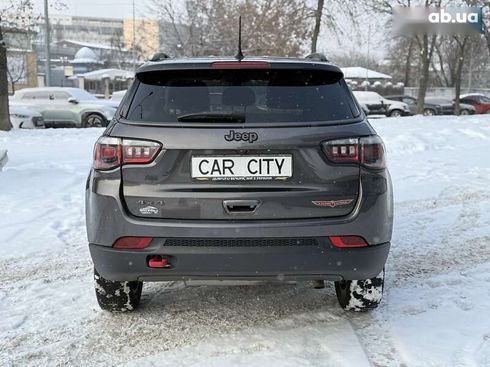 Jeep Compass 2020 - фото 6