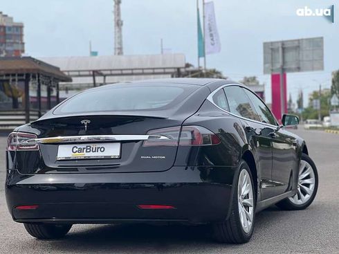 Tesla Model S 2019 - фото 9