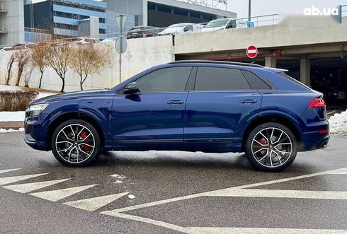 Audi Q8 2019 - фото 11