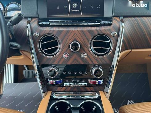 Rolls-Royce Cullinan 2020 - фото 22