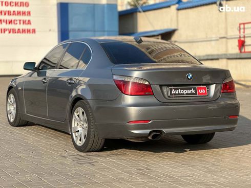 BMW 5 серия 2008 серый - фото 9