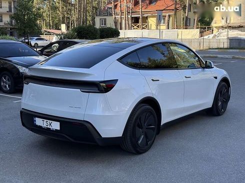 Tesla Model Y 2025 - фото 4