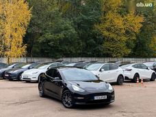 Продаж вживаних Tesla Model 3 в Київській області - купити на Автобазарі