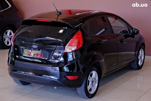 Ford Fiesta 2018 черный - фото 5