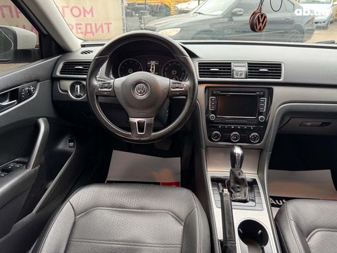 Volkswagen passat b7 2014 белый - фото 16