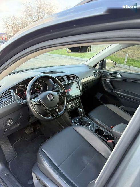 Volkswagen Tiguan 2017 - фото 16