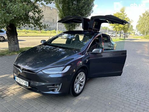 Tesla Model X 2018 - фото 7