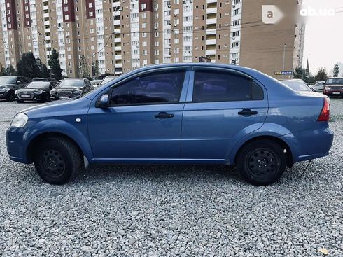 Chevrolet Aveo 2010 - фото 8