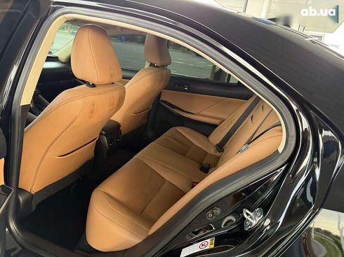 Lexus IS 2015 - фото 22