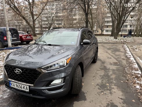 Hyundai Tucson 2019 серый - фото 18