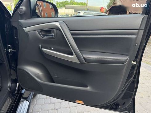 Mitsubishi Pajero Sport 2019 - фото 28