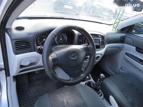 Hyundai Accent 2008 - фото 7