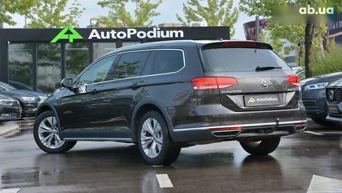Volkswagen passat alltrack 2017 - фото 7