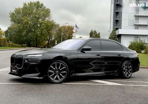 BMW 7 серия 2023 - фото 7