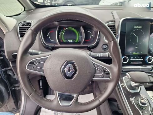 Renault Espace 2016 - фото 24