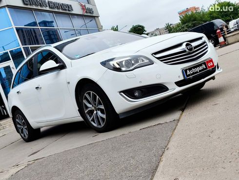 Opel Insignia 2014 белый - фото 12