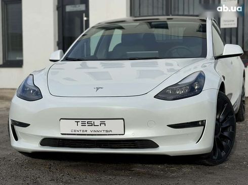 Tesla Model 3 2022 - фото 3