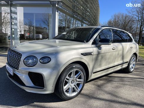 Bentley Bentayga 2024 - фото 20