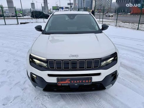 Jeep Avenger 2024 - фото 12