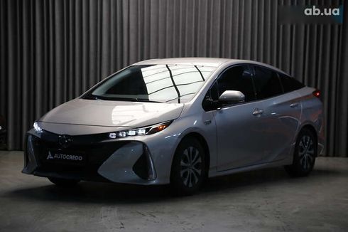 Toyota Prius 2019 - фото 3