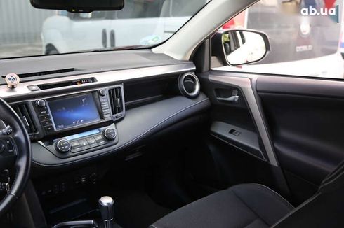 Toyota RAV4 2016 - фото 15