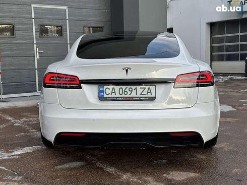 Tesla Model S 2022 - фото 6