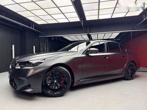 BMW M5 2025 - фото 5