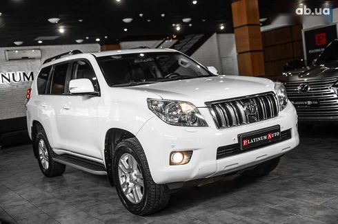 Toyota Land Cruiser Prado 2013 - фото 3
