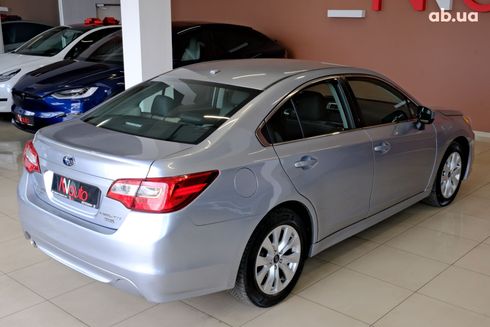 Subaru Legacy 2016 серый - фото 5