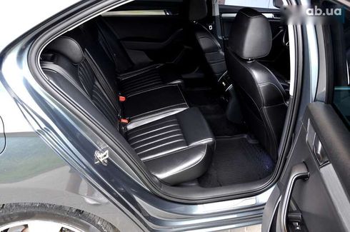 Skoda Superb 2019 - фото 22