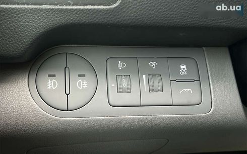 Hyundai H-1 2020 - фото 23