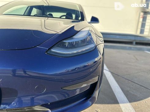 Tesla Model 3 2019 - фото 18