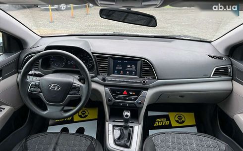 Hyundai Elantra 2016 - фото 11