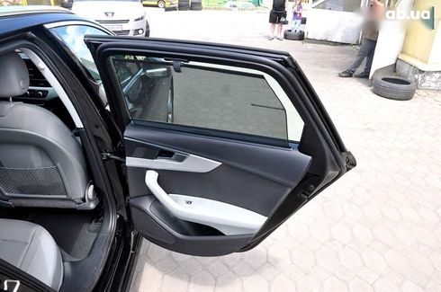 Audi A4 2020 - фото 19