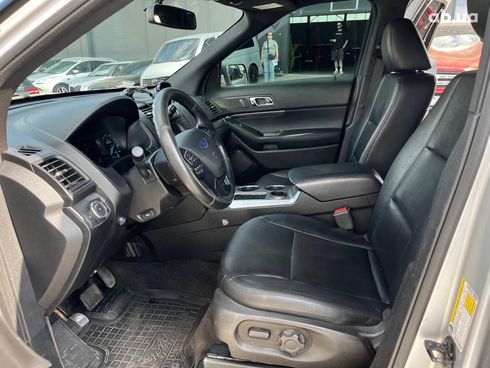 Ford Explorer 2017 серый - фото 40