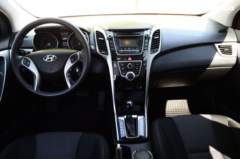 Hyundai i30 2012 коричневый - фото 8