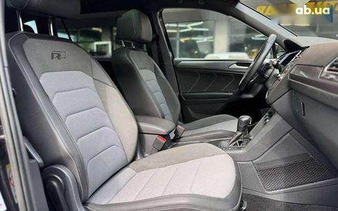 Volkswagen Tiguan 2021 - фото 16