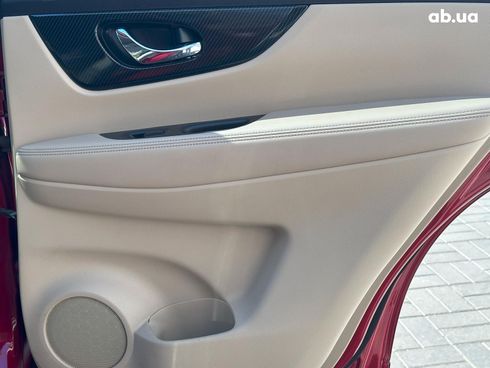 Nissan Rogue 2017 красный - фото 22
